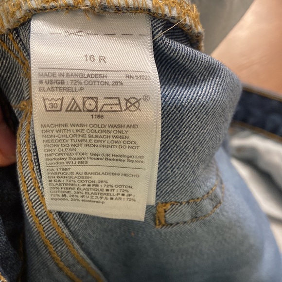 GAP Coupe Girlfriend Jeans size 16 w/ 27” inseam - Picture 14 of 14